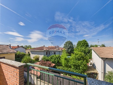 Foto Appartamento in Via Manzoni, Lardirago di 115 m² con 3 locali