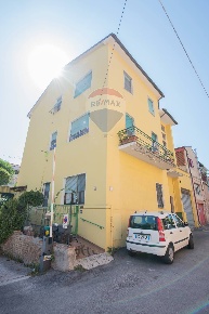 Foto Appartamento in via della Tecnica 2, Ancona Palombare di 85 m²