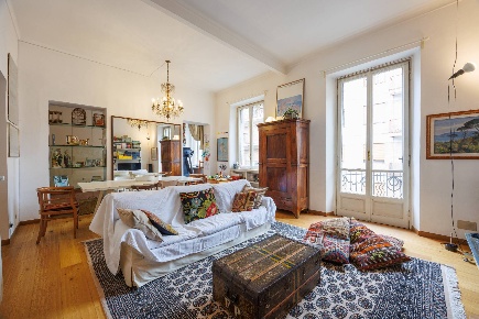 Foto Appartamento in Via Valdieri, Torino Cenisia di 160 m² con 6 locali