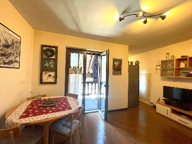 Foto Appartamento in Via Principe Amedeo, Cesana Torinese Centro di 62 m²