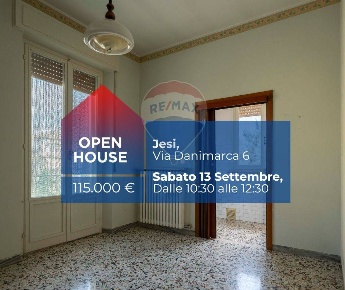 Foto Appartamento in Via Danimarca, Jesi di 80 m² con 6 locali in vendita