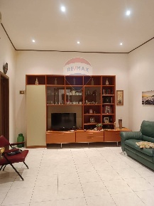 Foto Appartamento in Via Carlo Forlanini, Catania di 94 m² con 4 locali