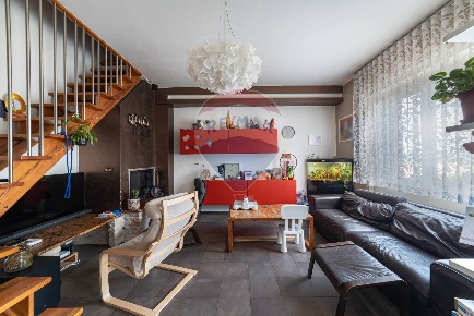 Foto Appartamento in Via Don Minzoni, Serra San Quirico Centro di 186 m²