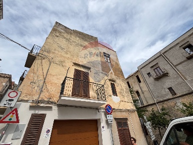 Foto Casa indipendente in Via Marina di Petrolo, Castellammare del Golfo
