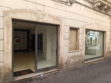Foto Attività commerciale a Chieti di 66 m² in vendita