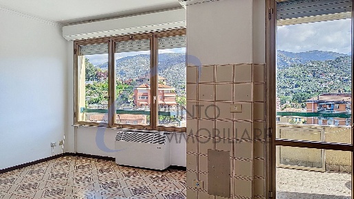 Foto Appartamento a Chiavari di 75 m² con 4 locali in vendita