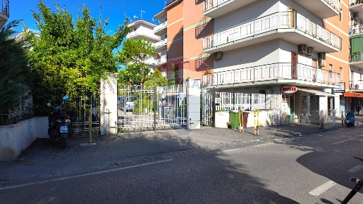 Foto Ufficio a Torre del Greco di 89 m² con 3 locali in vendita