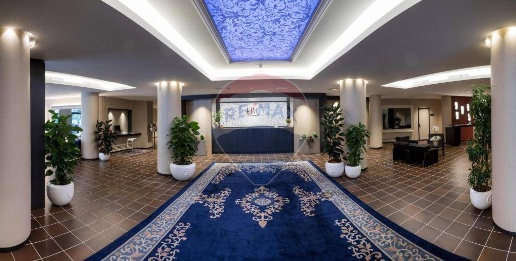 Foto Hotel in Via Francesco Baracca, Firenze Novoli di 6000 m² in vendita