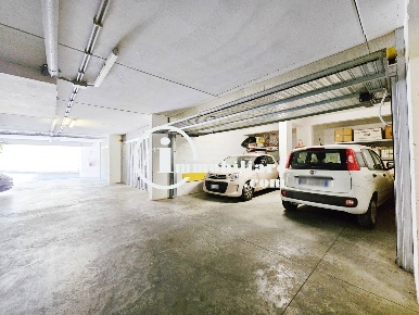 Foto Box in Via Pier Andrea Fontebasso, Roma di 30 m² con 1 locali