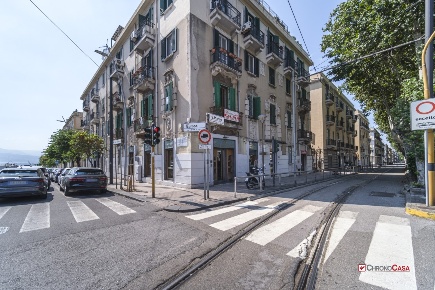Foto Appartamento in Viale San Martino, Messina San Martino di 170 m²