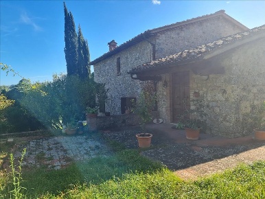 Foto Rustico a Monteriggioni di 200 m² con 8 locali in vendita