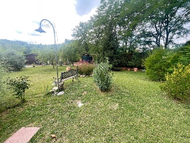 Foto Appartamento a Poggibonsi Centro di 170 m² con 5 locali in vendita
