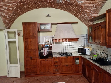 Foto Appartamento a Pisa San Francesco di 90 m² con 4 locali in affitto