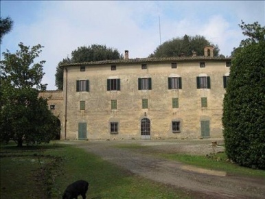 Foto Appartamento a Siena Provenzano di 2300 m² con 3 locali in vendita