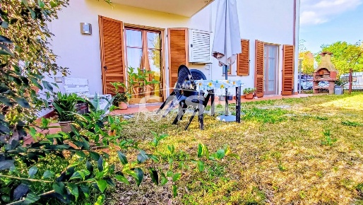 Foto Appartamento a Buti Cascine La Croce di 48 m² con 2 locali in vendita