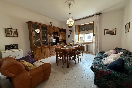 Foto Appartamento a Certaldo Zona Mensa, Via Toscana di 100 m² con 4 locali