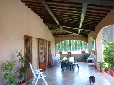 Foto Appartamento a Siena Provenzano di 400 m² con 3 locali in vendita
