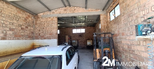 Foto Capannone industriale a Vecchiano Vecchiano Nodica di 180 m²