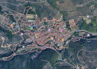 Foto Appartamento a Buti Centro di 172 m² con 7 locali in vendita