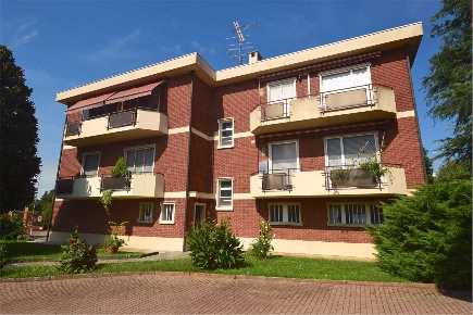 Foto Appartamento in Via Asiago 63, Vercelli Porta Torino di 88 m²