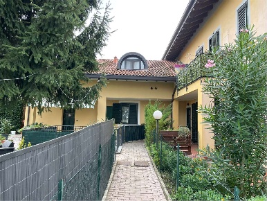 Foto Appartamento in Via Repubblica, Castelletto sopra Ticino Centro