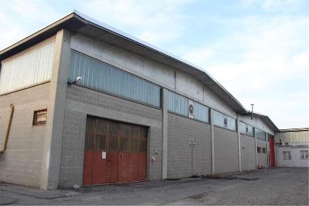 Foto Capannone industriale in via matera 2, Cesano Maderno di 1065 m²