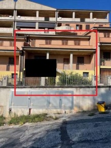 Foto Villa a schiera in Via Elpidiense Sud, Montegranaro Centro di 218 m²