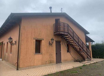 Foto Magazzino in Via Pisignano, Cesena San Giorgio - Pioppa di 238 m²