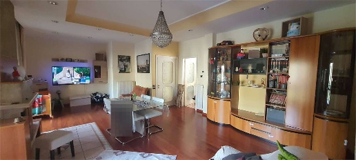 Foto Appartamento a Baronissi di 170 m² con 4 locali in vendita