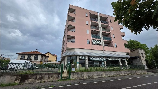 Foto Appartamento in Via Scalabrini 50, Como Camerlata - Rebbio di 65 m²