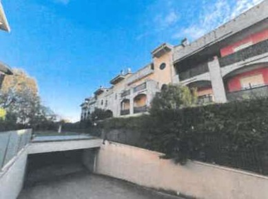 Foto Appartamento in Via Giuseppe Zattoni, Verona Cà di David di 49 m²