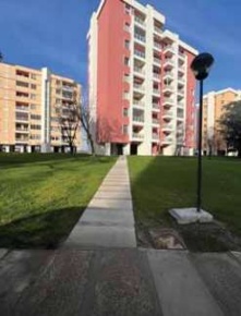 Foto Appartamento in Via sporting mirasole, Opera di 130 m² con 8 locali