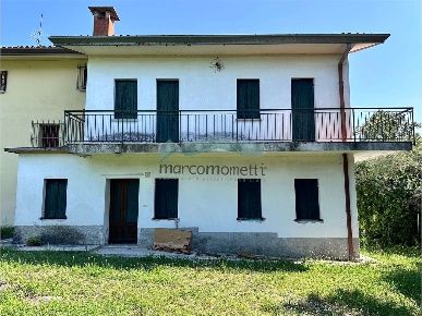 Foto Appartamento a Vittorio Veneto di 180 m² con 4 locali in vendita