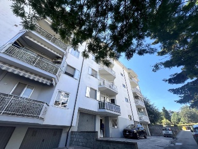 Foto Appartamento in Via Spataro, Vasto di 110 m² con 4 locali in vendita