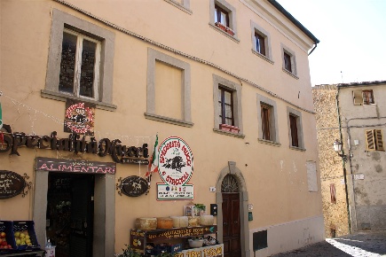 Foto Appartamento in PIAZZA DEL CONVENTO 9, Monteverdi Marittimo Centro