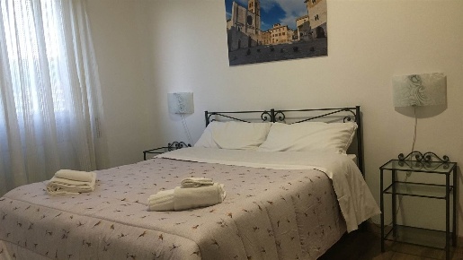 Foto Appartamento in Via Oberdan 113, Foligno Centro Storico di 80 m²