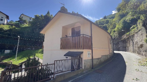 Foto Appartamento in Via Ticc 2, Rasura di 59 m² con 4 locali in vendita