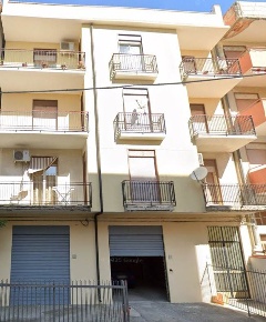 Foto Appartamento in Via Francesco Crispi 556, Alì Terme di 135 m²