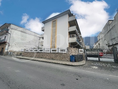 Foto Box in Dei Goti, Angri Centro di 24 m² in affitto