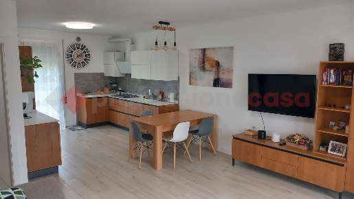 Foto Villa unifamiliare a Veronella Centro di 150 m² con 4 locali