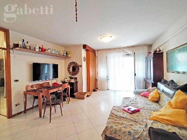 Foto Appartamento in Via MIMOSE 3, Senigallia Saline di 100 m² con 4 locali