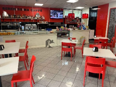Foto Bar a Brescia San Polo Vecchio di 100 m² con 3 locali in vendita