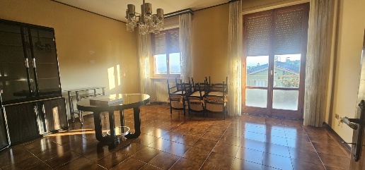 Foto Appartamento in Via Fontanelle snc, Monsano di 110 m² con 5 locali
