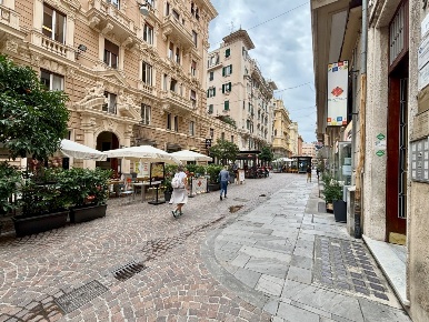 Foto Posti auto in Via Cesarea 29 R, Genova Quadrilatero di 58 m²