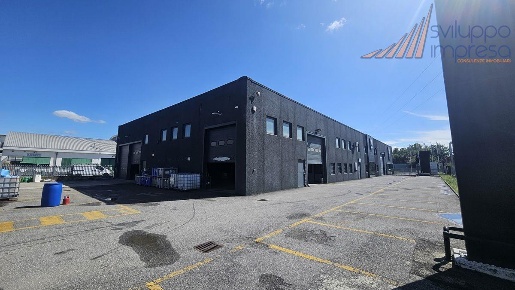 Foto Capannone industriale in Via Grazia Deledda, Pioltello Centro
