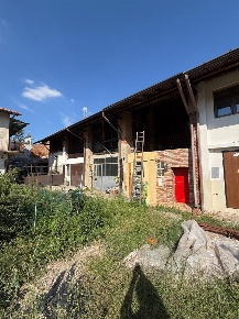 Foto Rustico in via 25 aprile, Vittuone di 16 m² con 1 locali in vendita