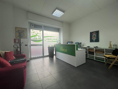 Foto Negozio in Via Mazzini, Lissone Via Monza di 80 m² con 3 locali