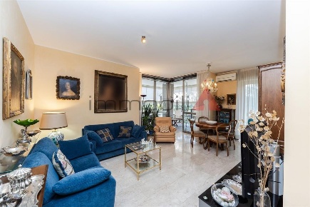 Foto Appartamento a Brugherio di 169 m² con 5 locali in vendita