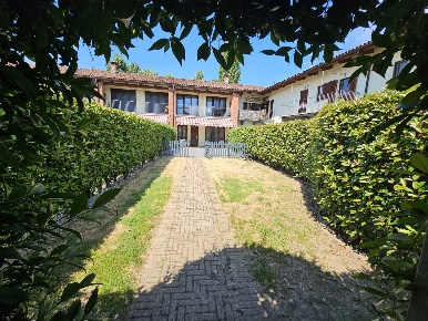 Foto Appartamento in via del Pascolo, Nichelino di 120 m² con 4 locali