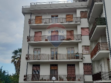 Foto Appartamento in Via Sebastiano Catania, Catania di 146 m² con 5 locali